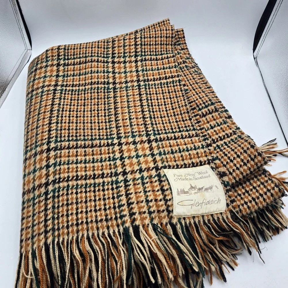 Vtg Glenfiddich Pure New Wool Houndstooth Fringed 54x70 Large Throw Blanket